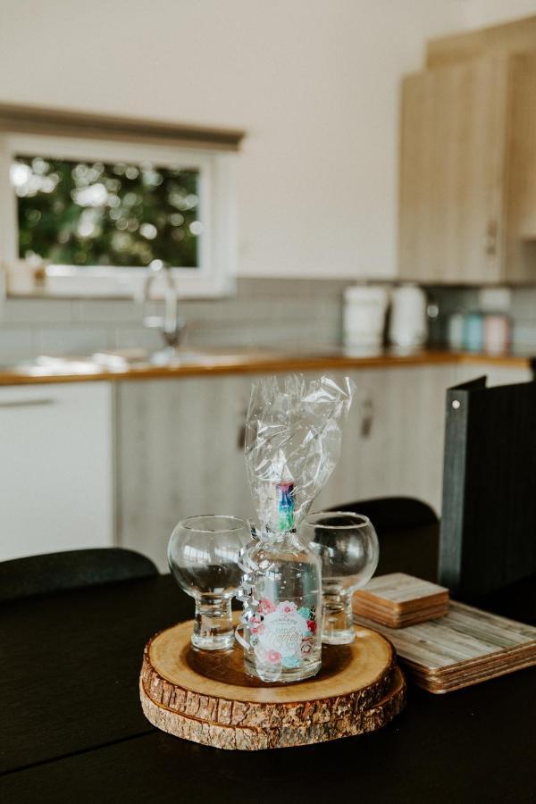 King Richard'S Luxury Lodge - Sleeps Up To 8 ,Dog Friendly ,Near Sherwood Forest At Fairview Farm In Nottingham Set In 88 Acres And Great For Groups,Family Gatherings,Corporate Events Bagian luar foto