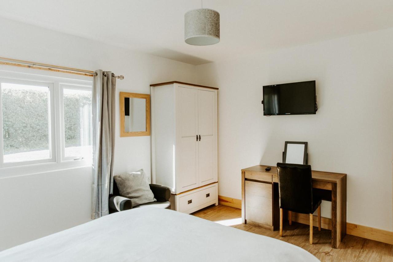 King Richard'S Luxury Lodge - Sleeps Up To 8 ,Dog Friendly ,Near Sherwood Forest At Fairview Farm In Nottingham Set In 88 Acres And Great For Groups,Family Gatherings,Corporate Events Bagian luar foto