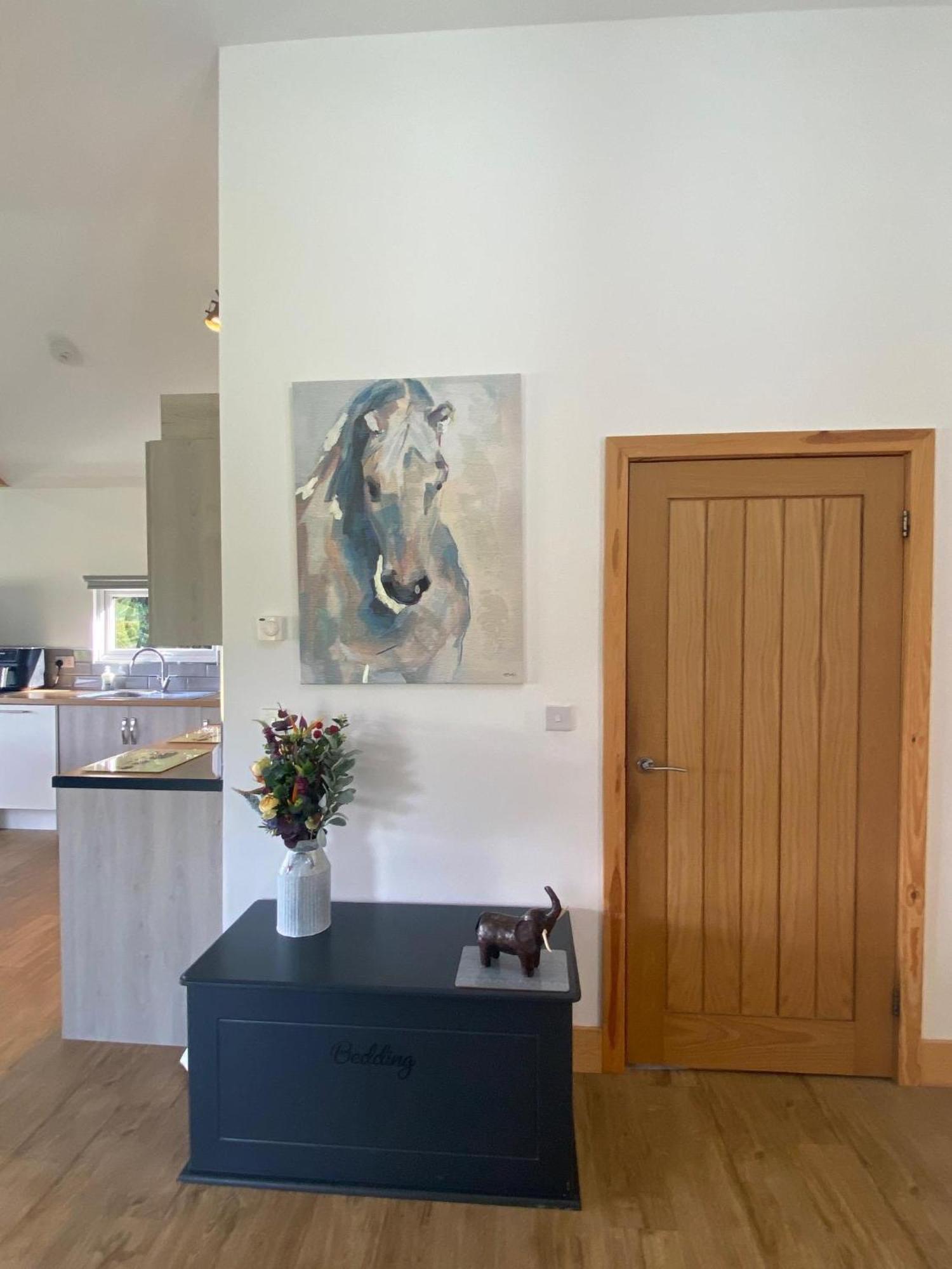 King Richard'S Luxury Lodge - Sleeps Up To 8 ,Dog Friendly ,Near Sherwood Forest At Fairview Farm In Nottingham Set In 88 Acres And Great For Groups,Family Gatherings,Corporate Events Bagian luar foto